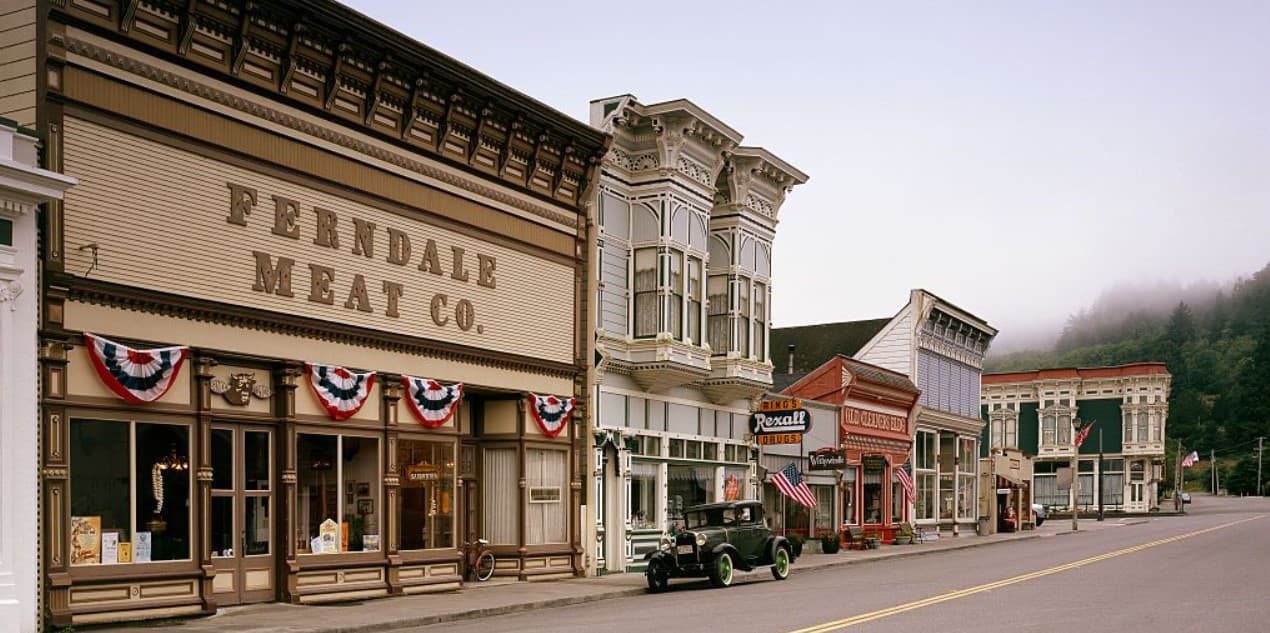 Exploring Small Town America A Journey with Online Casino Excitement